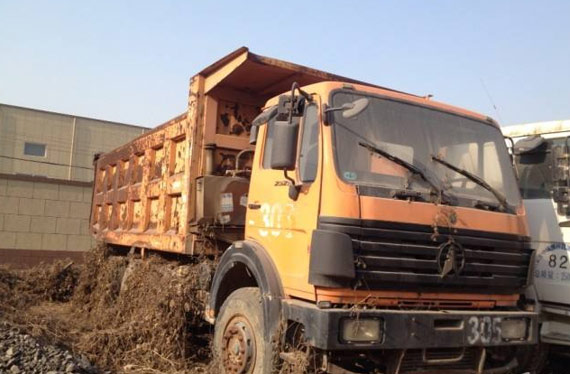 重庆嘉兴报废车回收,车辆报废回收公司